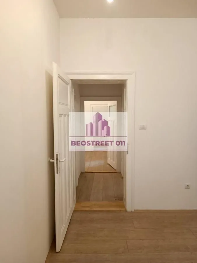 Prodaja, četvorosoban stan, 115m², Čubura, Beograd