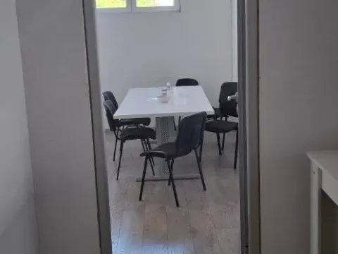 Izdavanje, poslovni prostor, 400m², Altina, Beograd - image 6