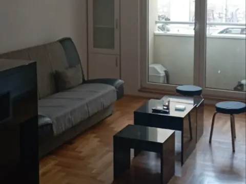 Izdavanje, jednosoban stan, 37m², Grbavica, Novi Sad Sve Podlokacije