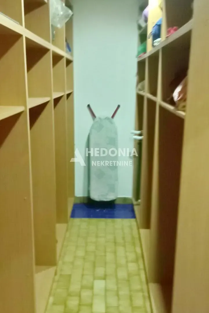 Rent, apartment, 35m², Zemun Gornji Grad, Zemun Sve Podlokacije