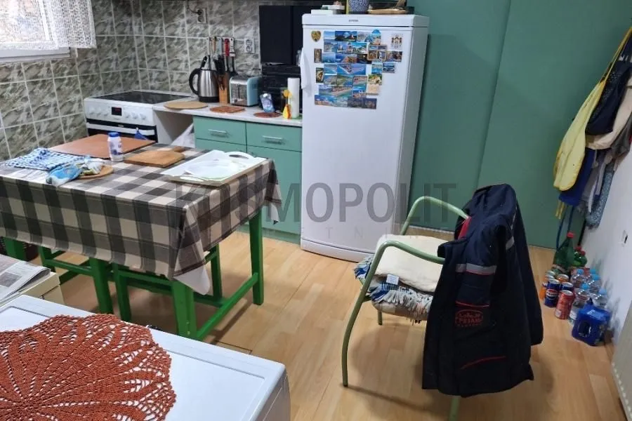 Prodaja, trosoban stan, 85m², Centar, Pančevo