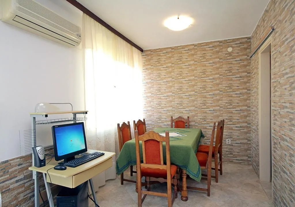 Sale, house, 170m², Reževići, Budva