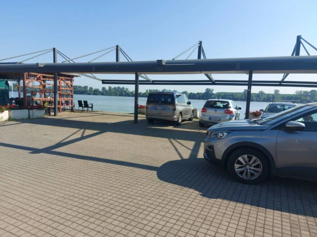 Prodaja, poslovni prostor, 800m², Zemun Kej, Zemun Sve Podlokacije