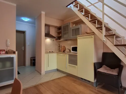 Sale, one bedroom apartment, 52m², Bečići, Budva - image 14