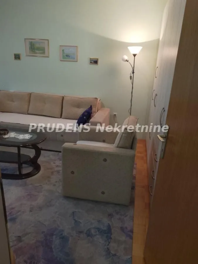 Prodaja, jednosoban stan, 47m², Centar, Kragujevac