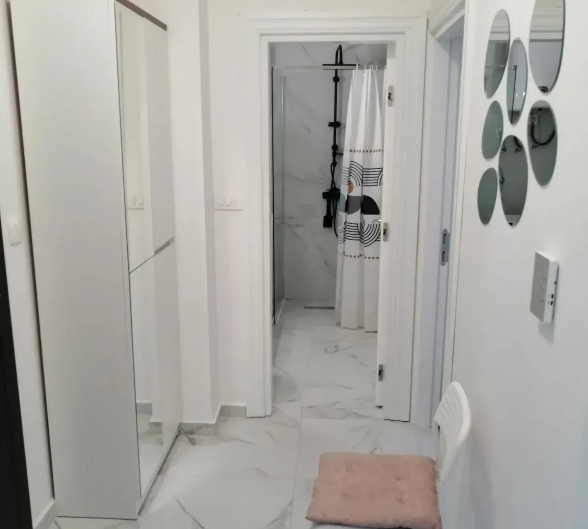 Izdavanje, jednosoban stan, 40m², 1 maj, Podgorica