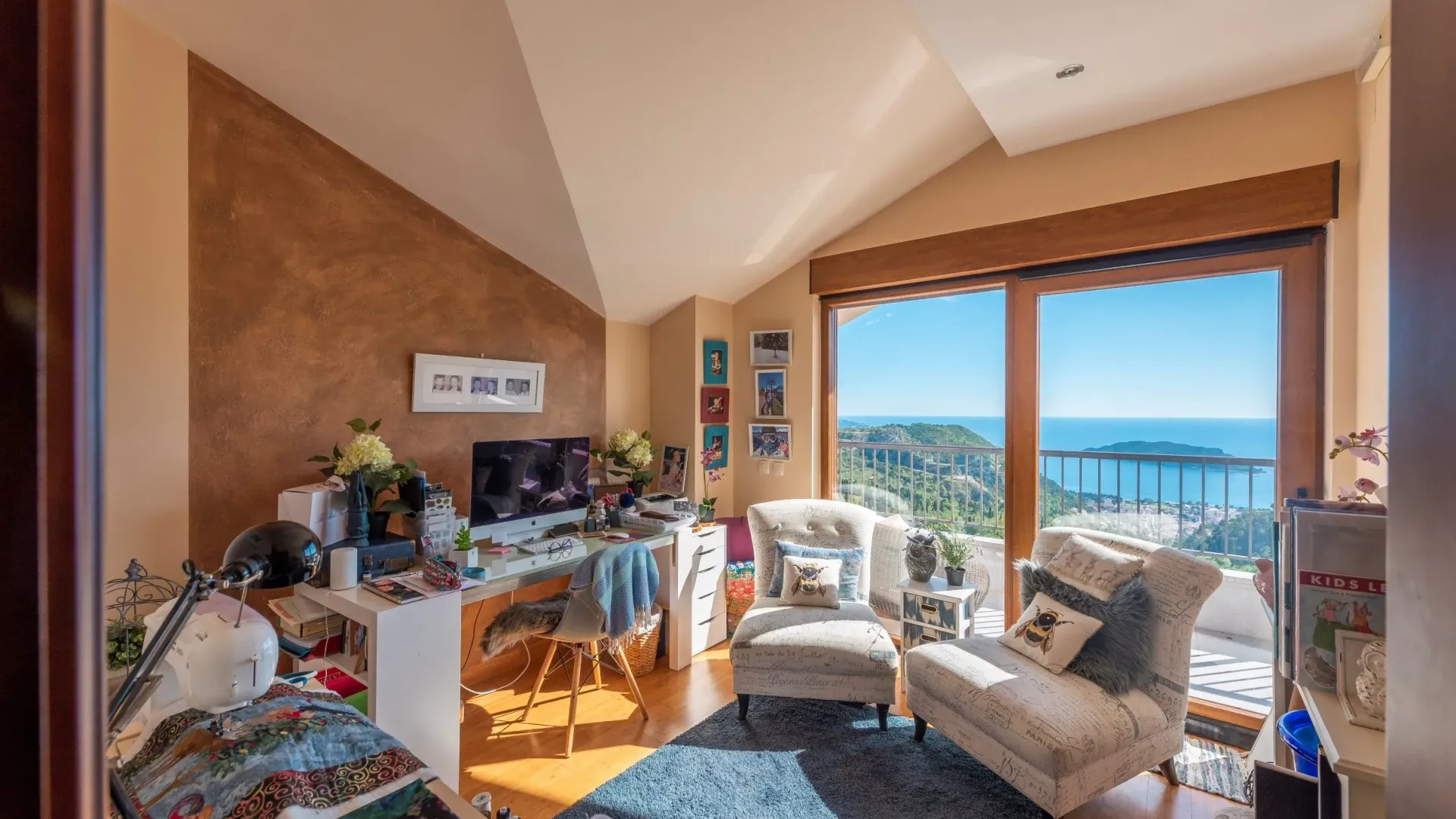 Sale, house, 280m², Markovići, Budva