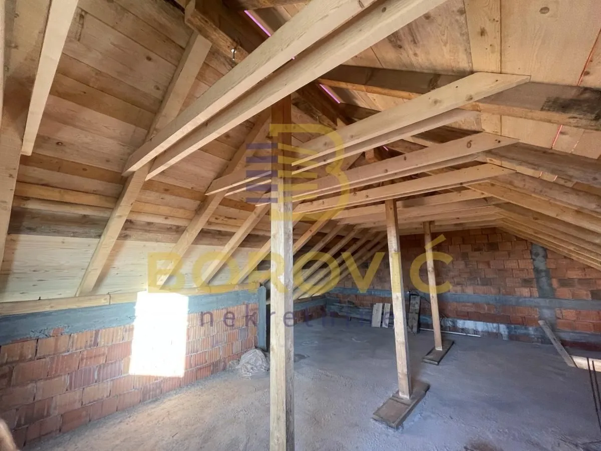 Prodaja, stan, 106m², Bečmen, Surčin
