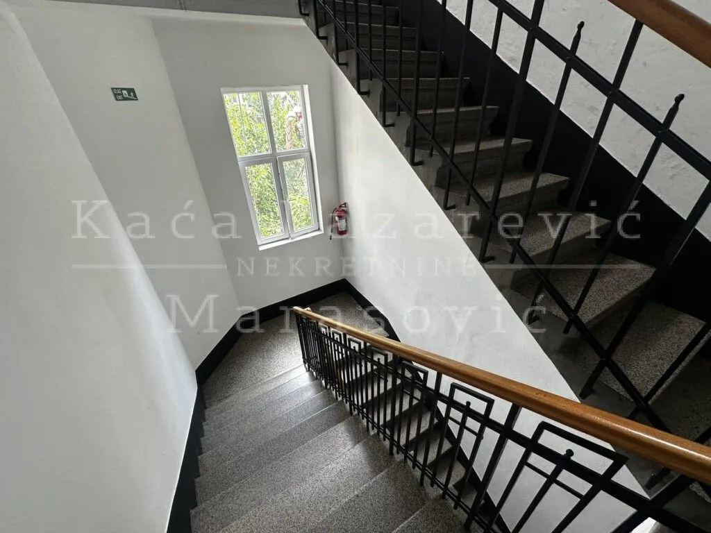 Prodaja, dvosoban stan, 43m², Skadarlija, Beograd