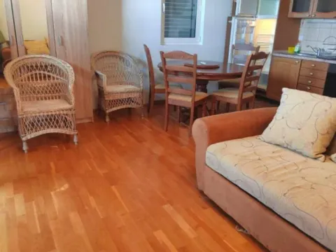 Sale, one bedroom apartment, 56m², Petrovac, Budva - image 10