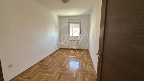 Sale, two bedroom apartment, 43m², Batajnica, Beograd - image 11