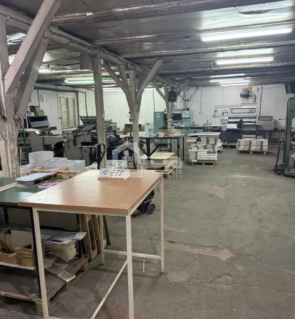 Rent, office space, 800m², Borča 1, Borča Sve Podlokacije