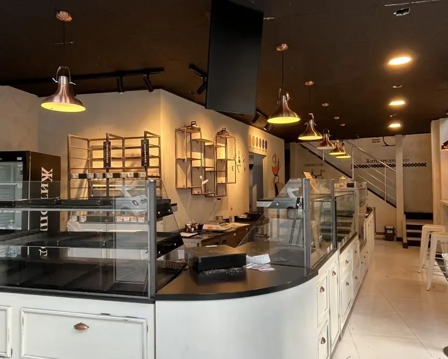 Izdavanje, poslovni prostor, 130m², Centar, Kragujevac