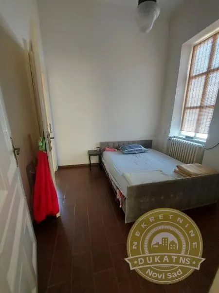 Prodaja, kuća, 187m², Sremska Kamenica, Petrovaradin