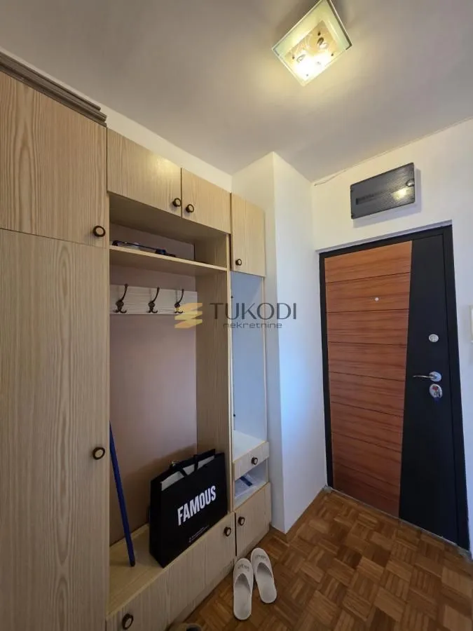 Izdavanje, dvosoban stan, 52m², Dušanovac, Voždovac Sve Podlokacije