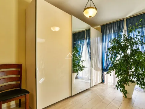 Prodaja, kuća, 240m², Centar, Tivat - image 16