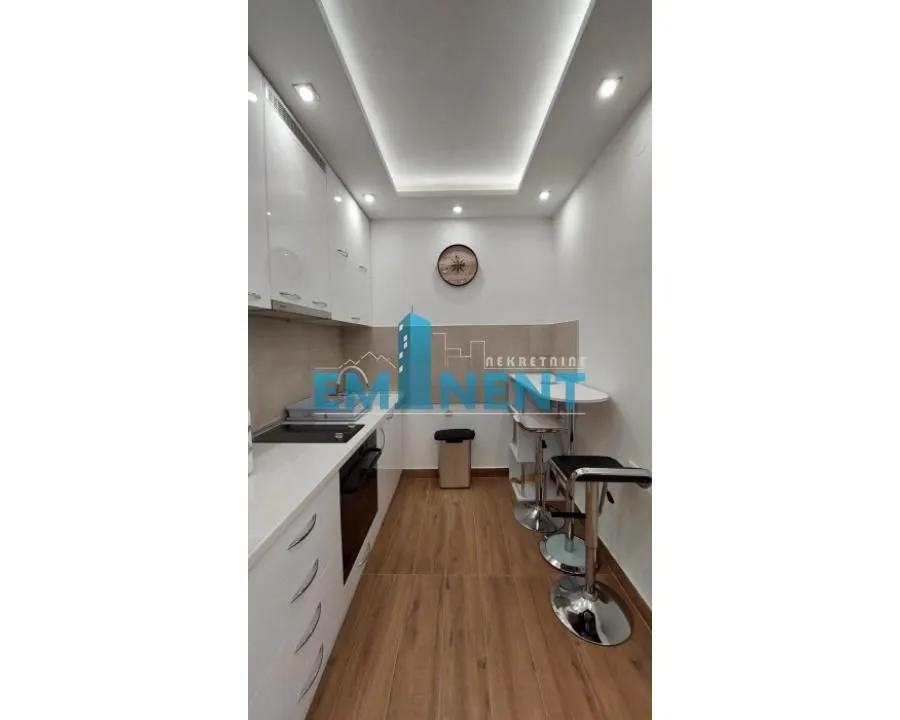 Izdavanje, dvosoban stan, 36m², Lekino Brdo, Voždovac Sve Podlokacije