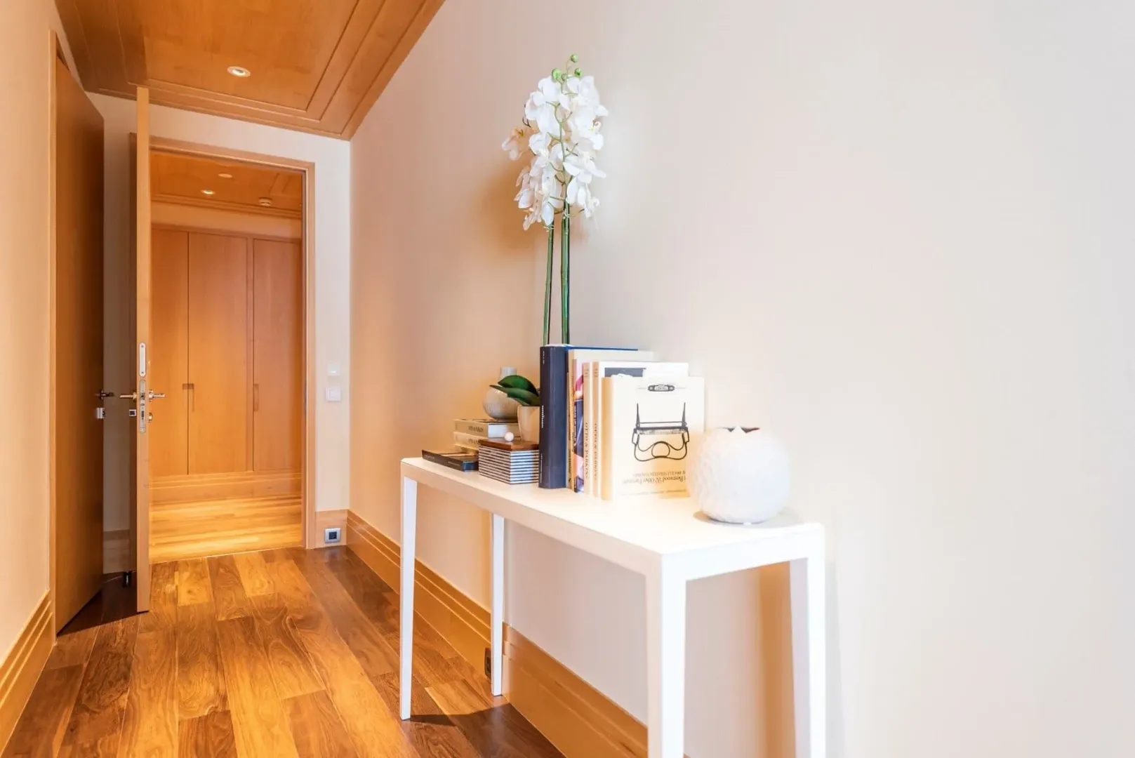 Prodaja, dvosoban stan, 147m², Porto Montenegro, Tivat