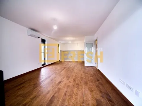 Prodaja, trosoban stan, 110m², Tološi, Podgorica - image 5