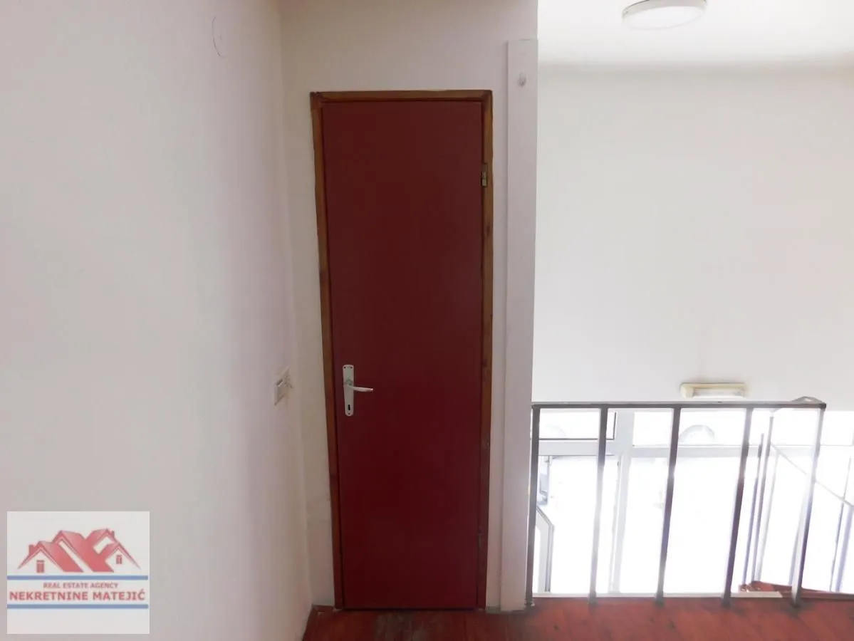 Rent, office space, 32m², Centar, Kragujevac