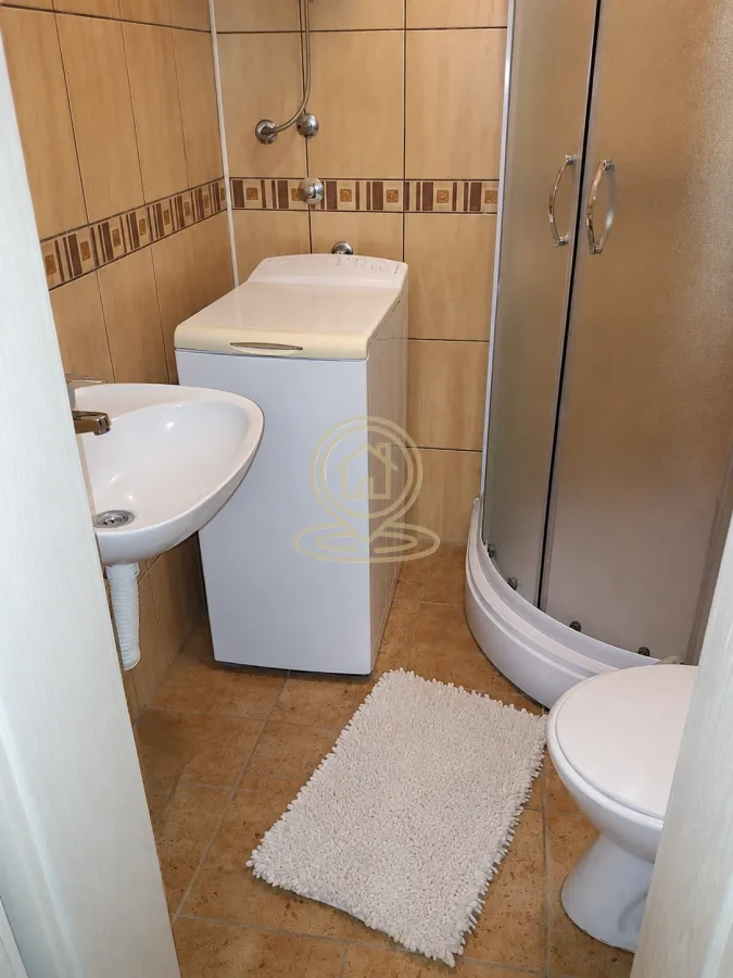 Izdavanje, jednosoban stan, 35m², Centar, Novi Sad