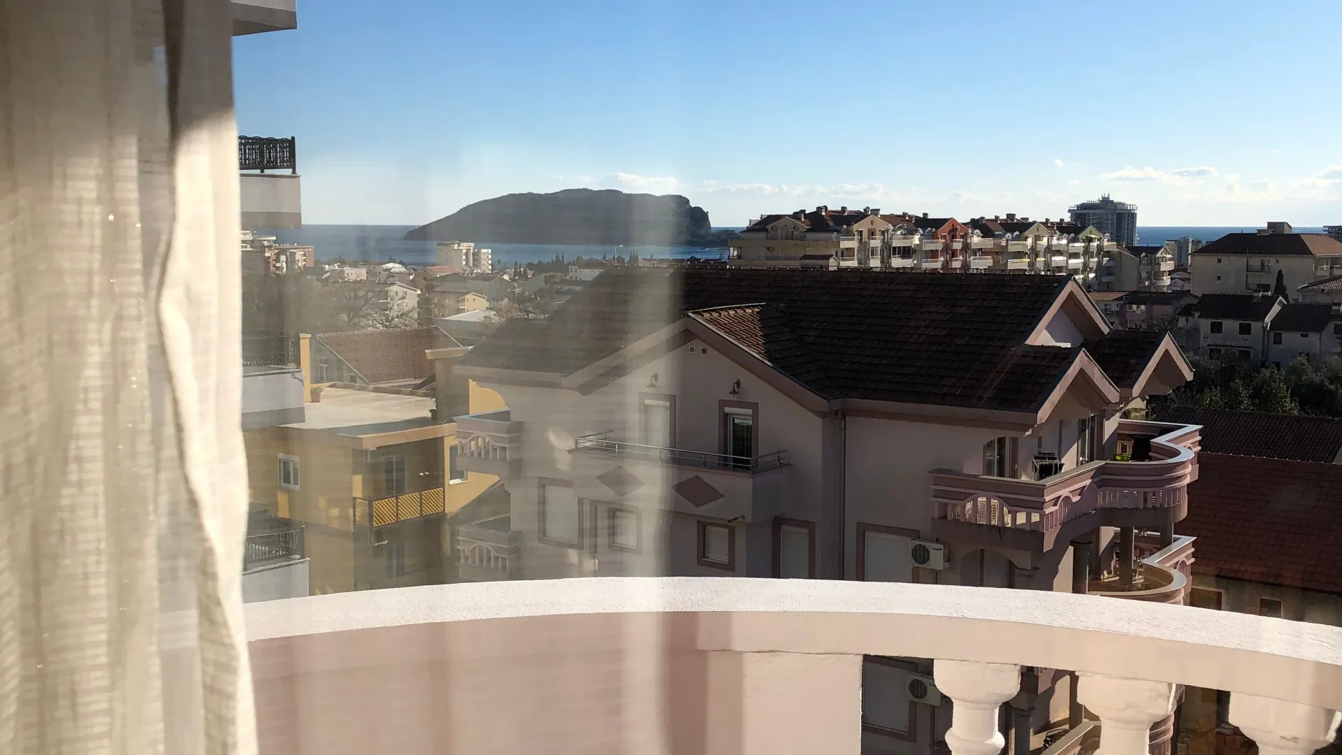 Rent, two bedroom apartment, 83m², Lazi, Budva