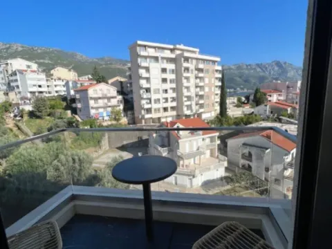 Izdavanje, jednosoban stan, 39m², Bečići, Budva - image 6