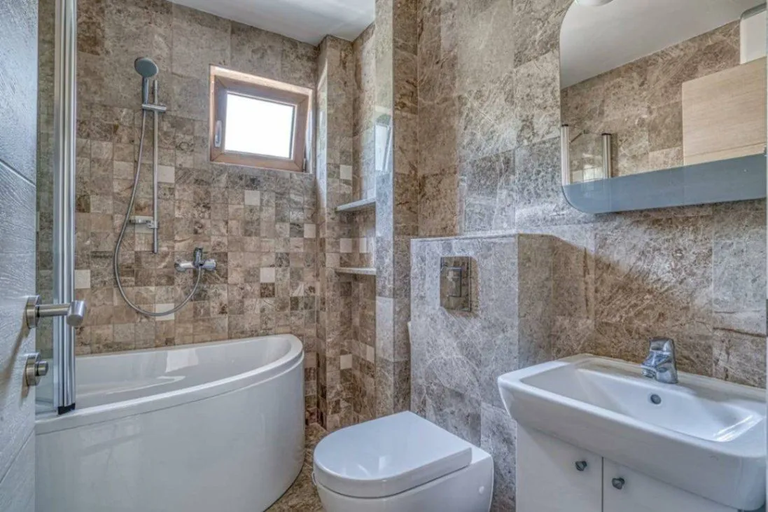 Sale, four bedroom apartment, 112m², Pržno, Budva