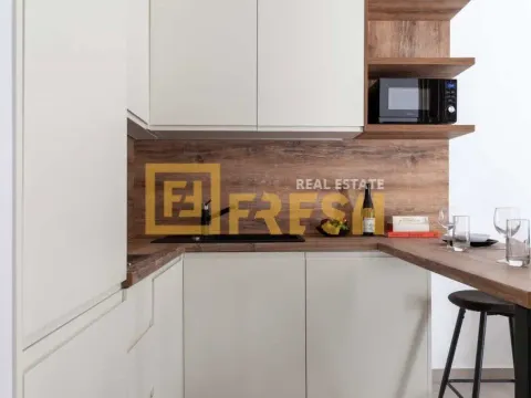 Prodaja, garsonjera, 40m², Kotor, Crna Gora - image 17