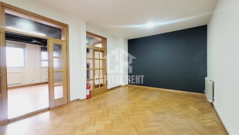 Rent, office space, 540m², Južni Bulevar, Vračar Sve Podlokacije