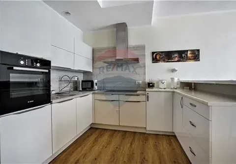 Rent, house, 700m², Krašići, Tivat - image 6