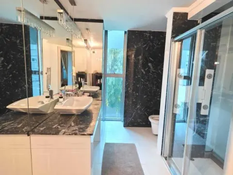 Sale, house, 400m², Denkova Basta, Zvezdara Sve Podlokacije - image 13