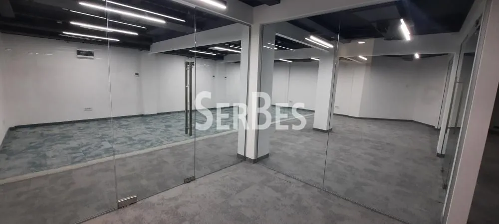 Rent, office space, 305m², Bulevar Oslobodjenja, Novi Sad Sve Podlokacije