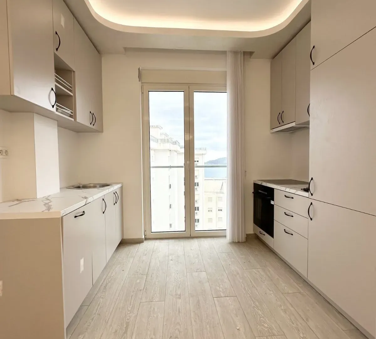 Prodaja, dvosoban stan, 74m², Bečići, Budva