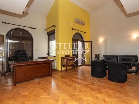 Izdavanje, kuća, 320m², Gorica C, Podgorica - image 5