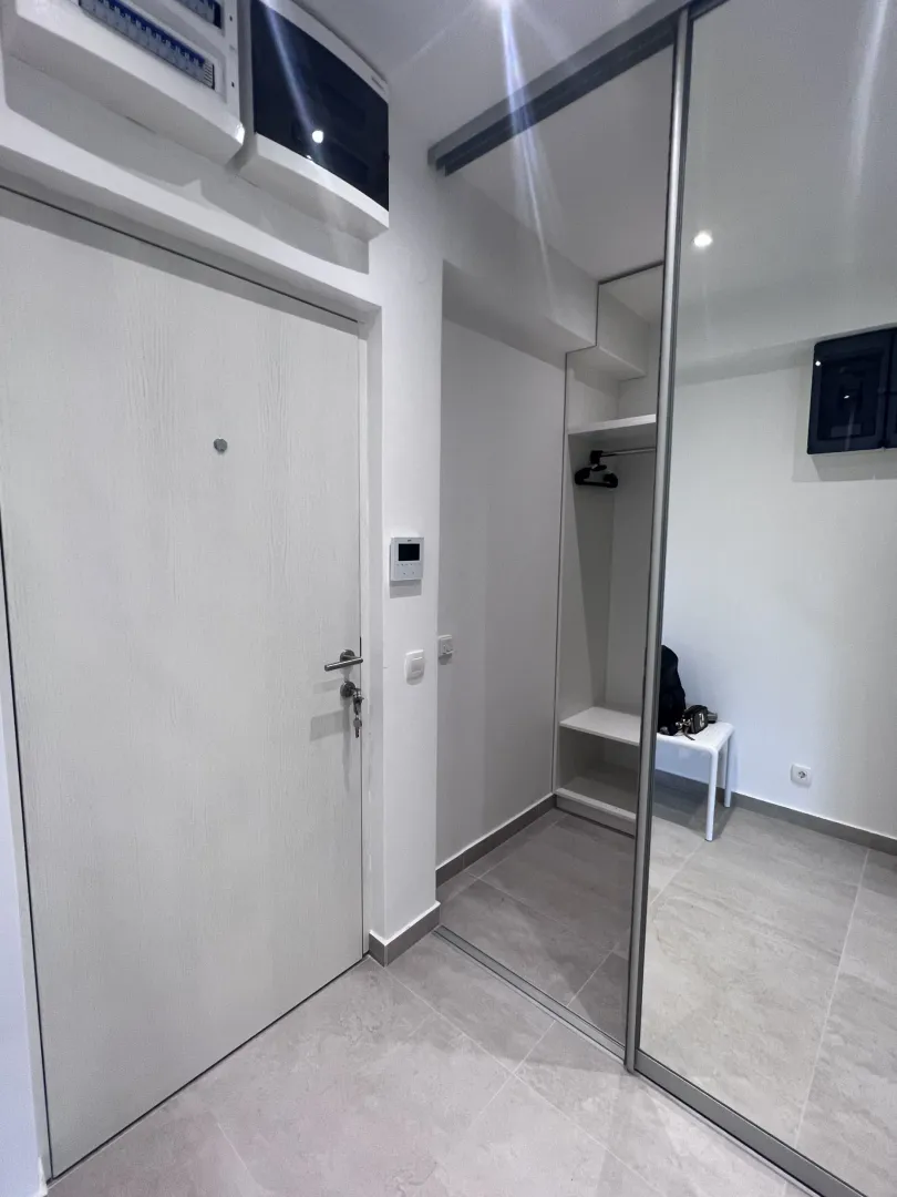 Prodaja, stan, 198m², Kotor, Crna Gora
