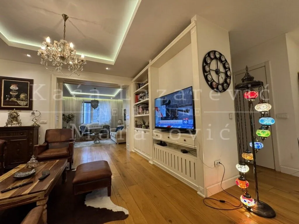 Prodaja, trosoban stan, 95m², Stari Grad, Beograd