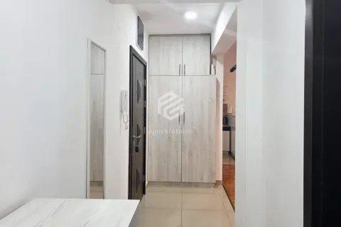 Rent, two bedroom apartment, 75m², Vezirov Most, Podgorica - image 11