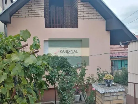 Prodaja, kuća, 76m², Pivara, Kragujevac - image 1