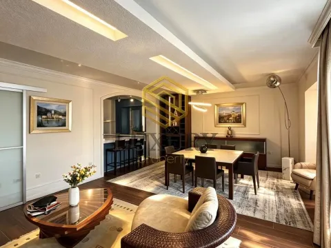 Rent, three bedroom apartment, 215m², Centar, Podgorica - image 10