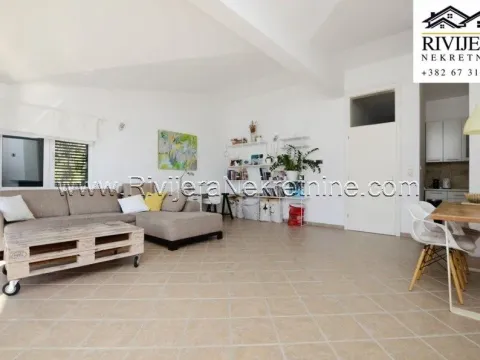 Sale, one bedroom apartment, 81m², Centar, Herceg Novi - image 9