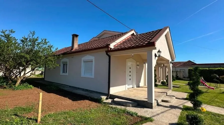 Rent, house, 55m², Dajbabe, Podgorica