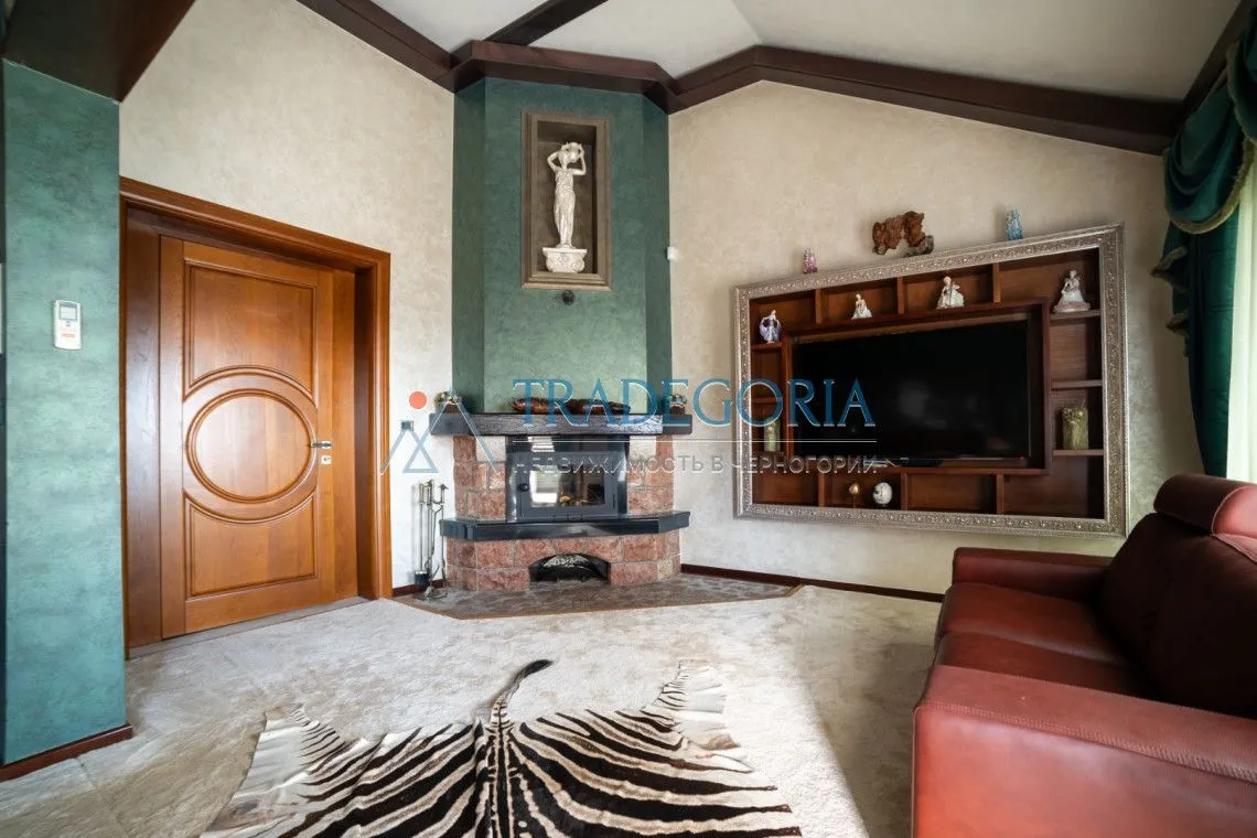 Prodaja, ugostiteljski objekat, 435m², Bečići, Budva