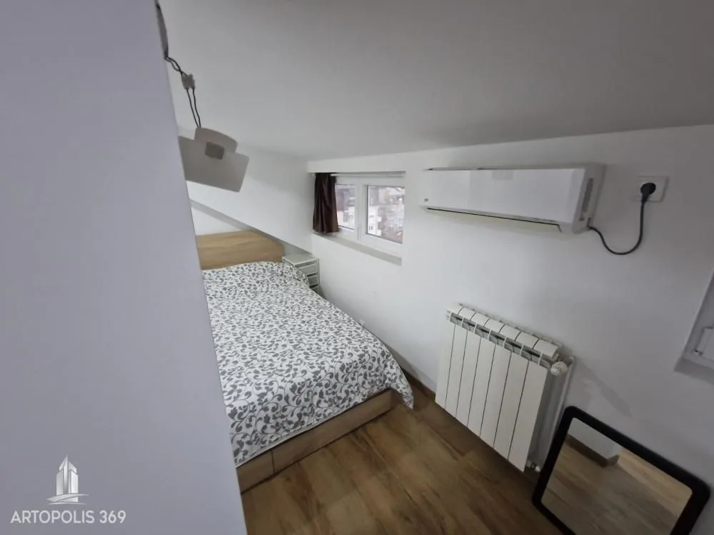 Sale, three bedroom apartment, 95m², Stari Grad, Beograd