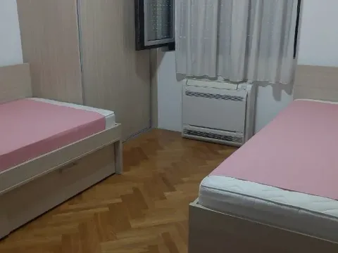 Rent, two bedroom apartment, 75m², Blok 6, Podgorica - image 11