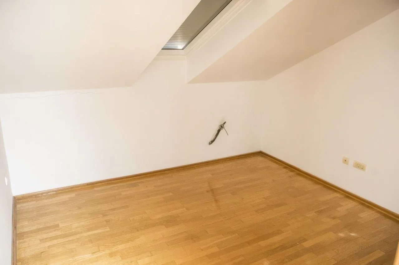Sale, four bedroom apartment, 115m², Rozino, Budva