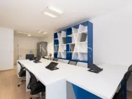 Izdavanje, poslovni prostor, 71m², City Kvart, Podgorica - image 1