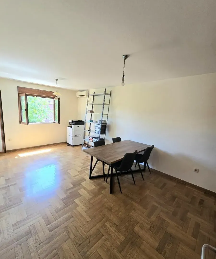 Prodaja, dvosoban stan, 64m², Stari Aerodrom, Podgorica