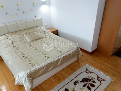 Izdavanje, trosoban stan, 130m², Zabjelo, Podgorica - image 10