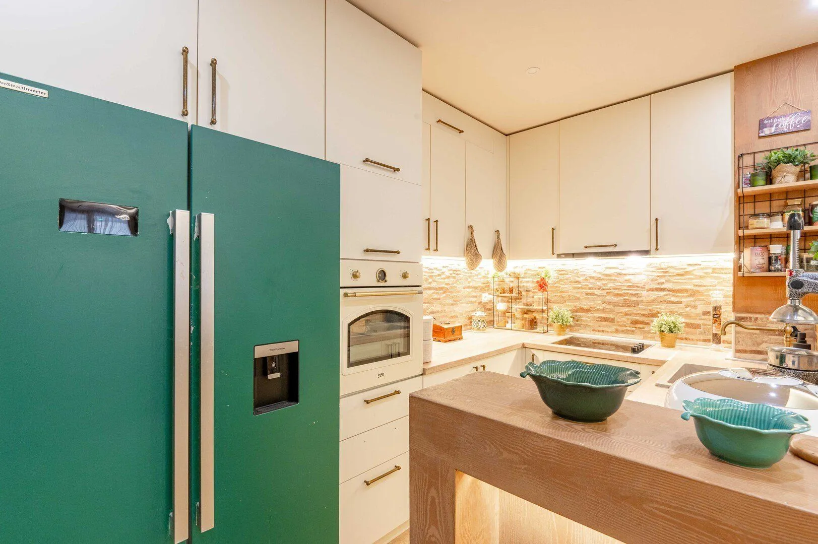 Prodaja, dvosoban stan, 83m², Rozino, Budva